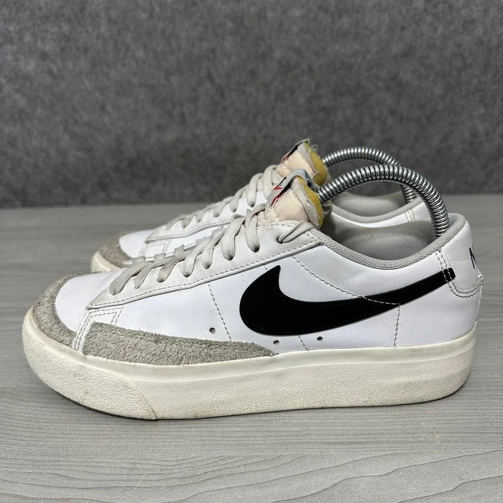 Nike Blazer Low Platform Womens‎ Sz 8 Sneakers White Black DJ0292-101